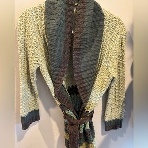 Adorable BKE wrap sweater with shimmer belt S